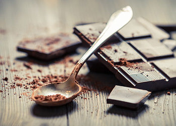 dark chocolate to prevent tooth decay